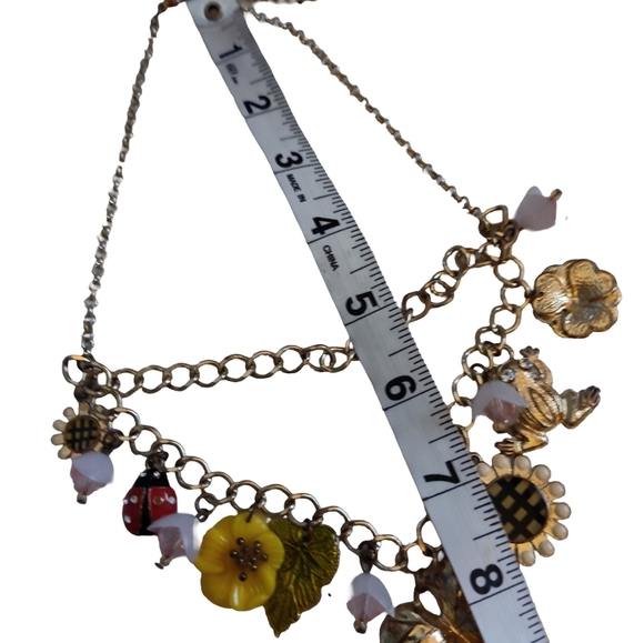 • Women's Fashion Charm Necklace • - Picture 5 of 5